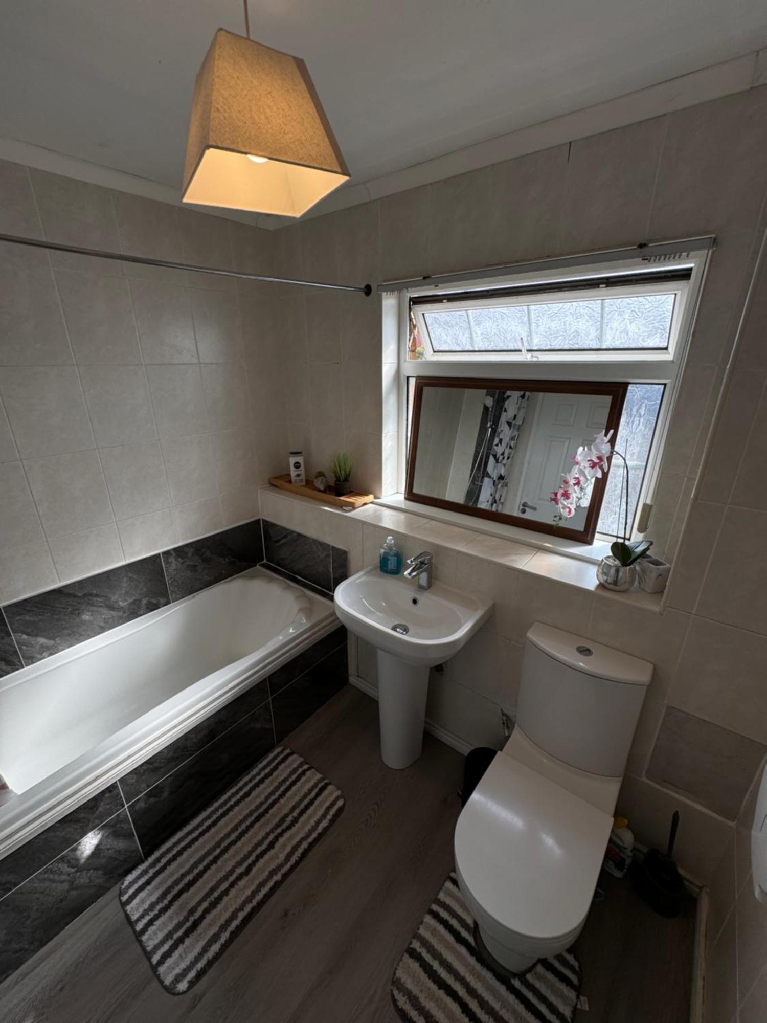 Apartamento House Near To Castlecourt Shopping Belfast Exterior foto